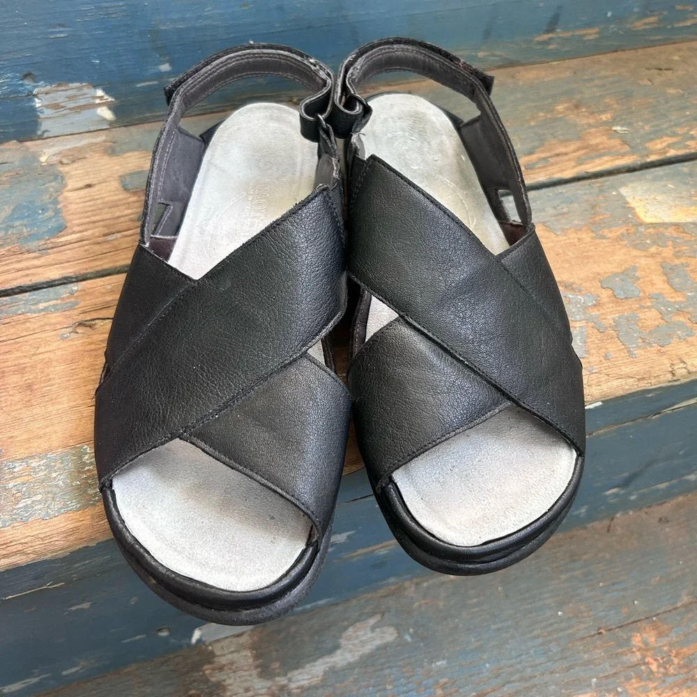NAOT NIHO Strappy Sandal - Picture 6 of 16